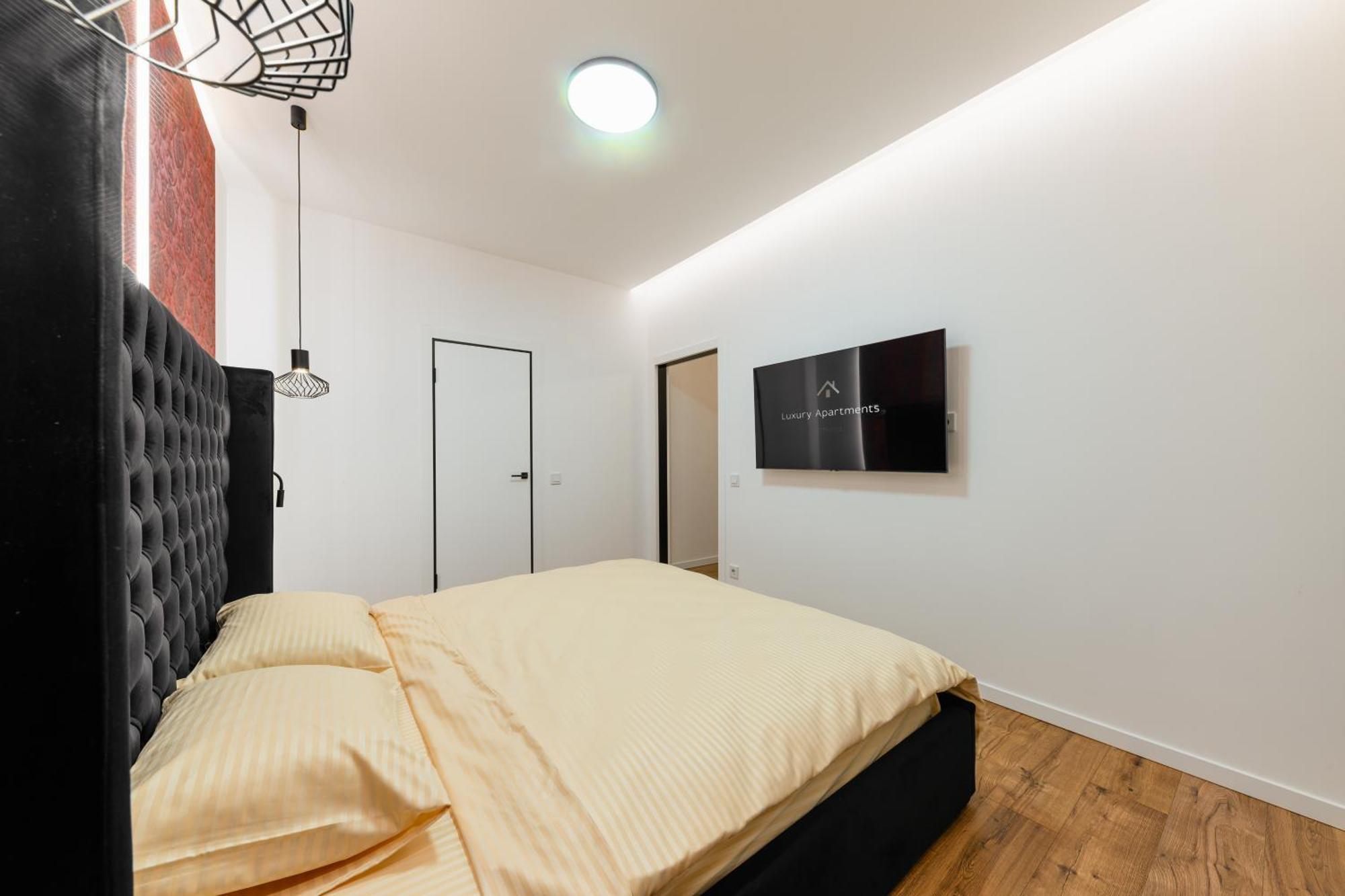 Luxury Apartments Laborca Uzhhorod Bagian luar foto