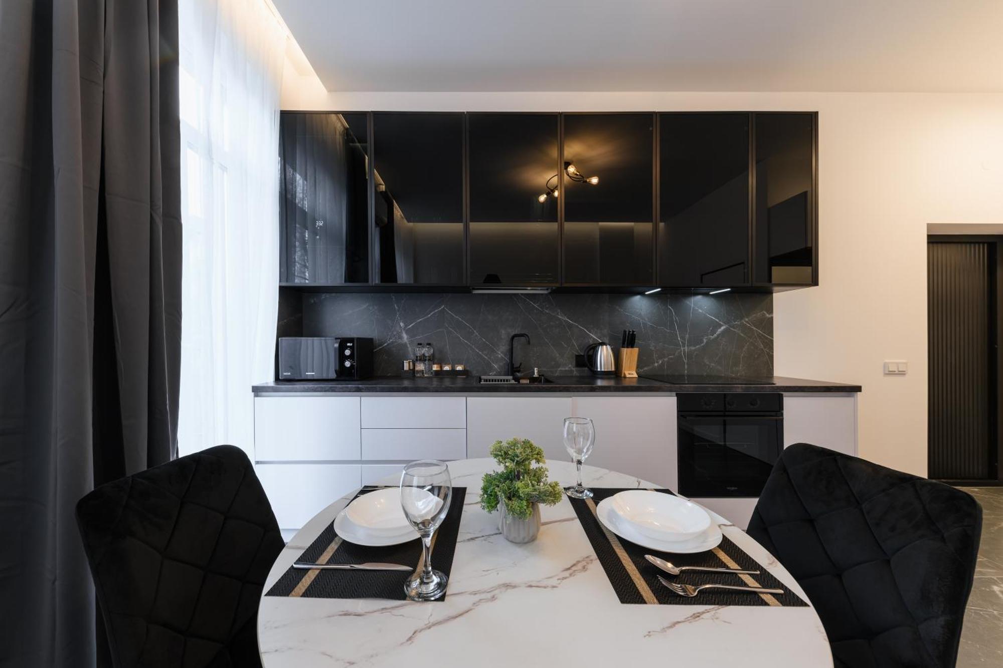 Luxury Apartments Laborca Uzhhorod Bagian luar foto