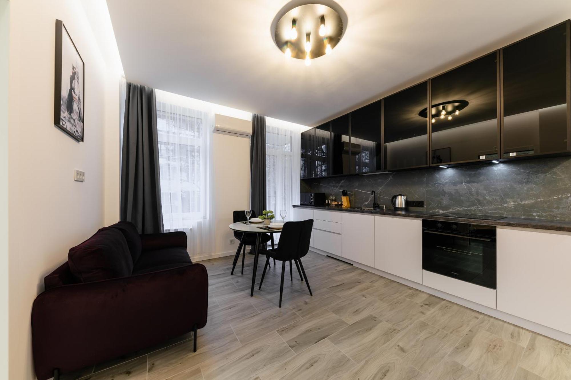 Luxury Apartments Laborca Uzhhorod Bagian luar foto