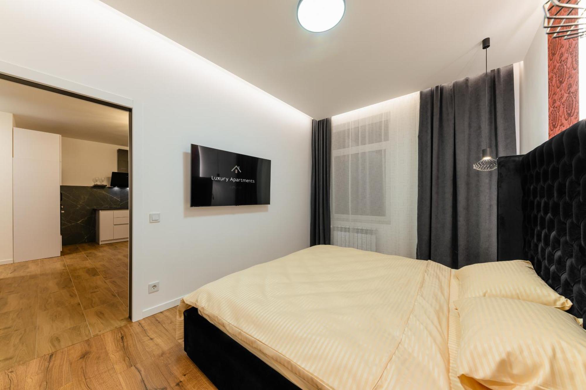 Luxury Apartments Laborca Uzhhorod Bagian luar foto